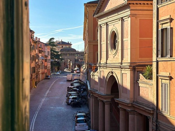appartamento in vendita a Bologna
