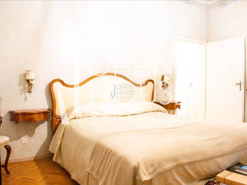 appartamento in vendita a Bologna in zona Santo Stefano