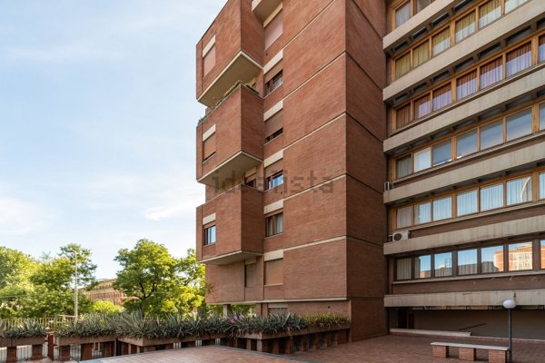 appartamento in vendita a Bologna in zona Centro Storico