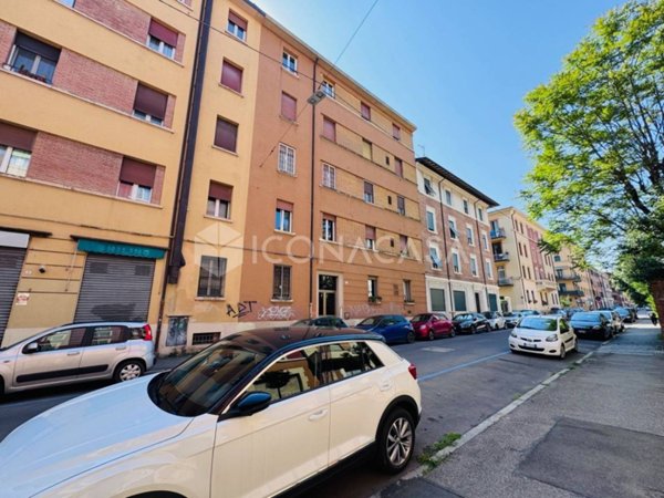 appartamento in vendita a Bologna in zona Saffi