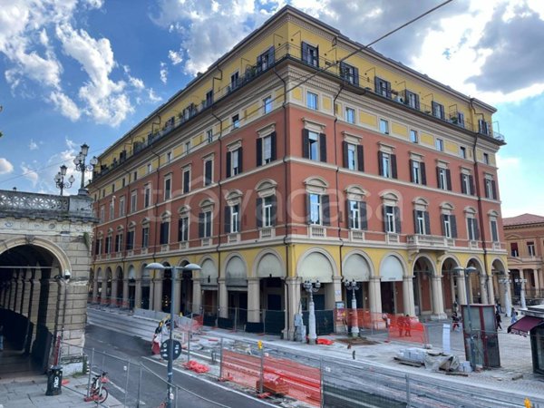appartamento in vendita a Bologna in zona Quartiere Porto