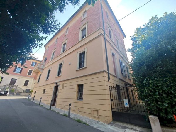 appartamento in vendita a Bologna