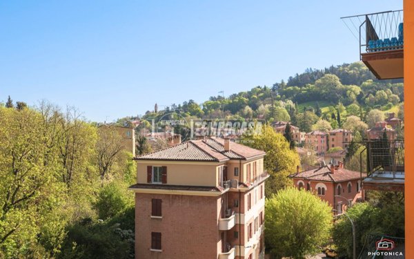 appartamento in vendita a Bologna in zona Santo Stefano