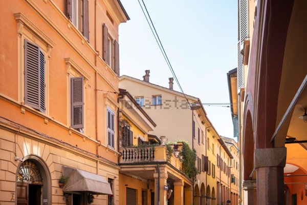 appartamento in vendita a Bologna in zona Centro Storico