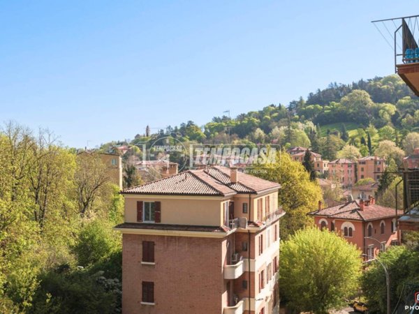 appartamento in vendita a Bologna in zona Santo Stefano