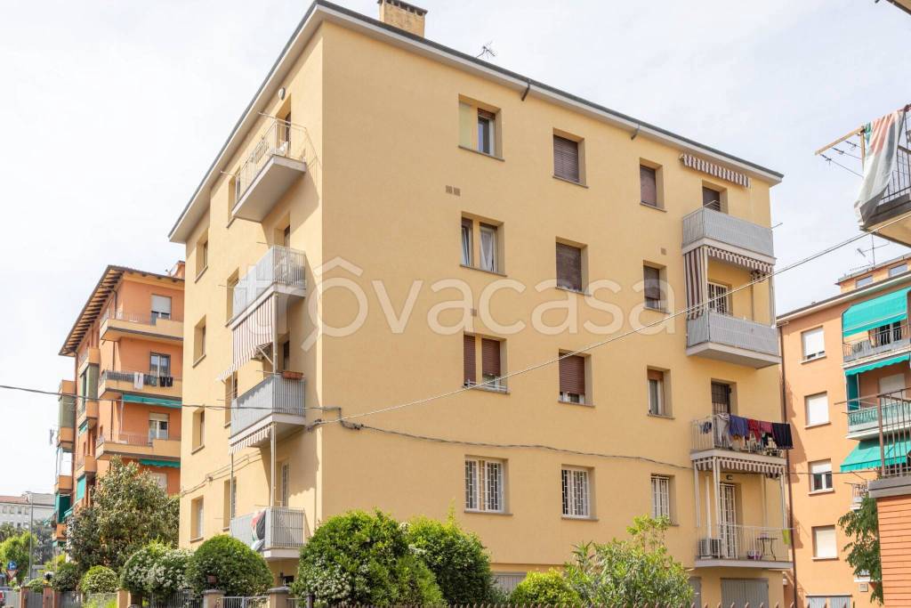 appartamento in vendita a Bologna