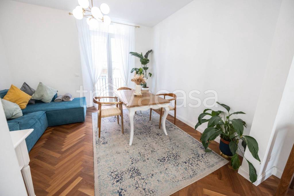 appartamento in vendita a Bologna in zona Santo Stefano