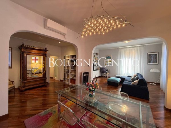 appartamento in vendita a Bologna in zona Santo Stefano