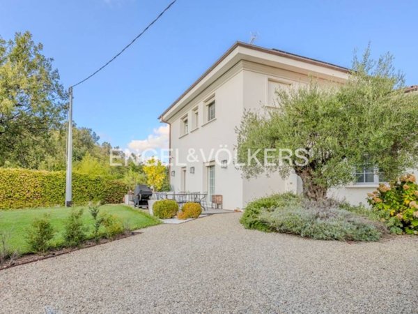 casa indipendente in vendita a Bologna in zona Santo Stefano