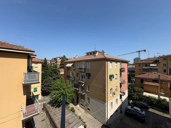 appartamento in vendita a Bologna in zona Saffi
