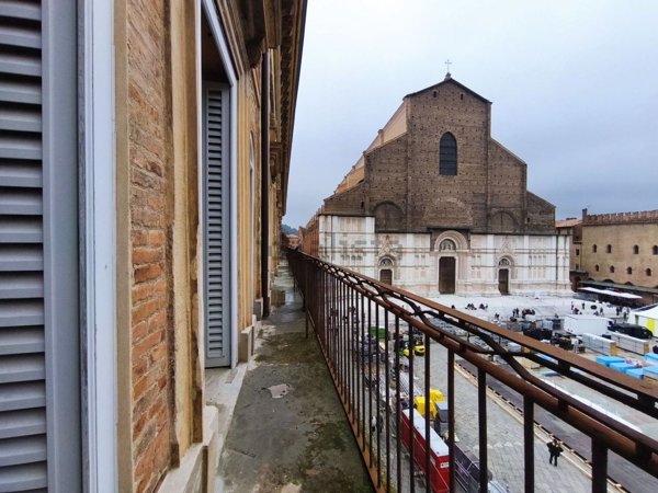 appartamento in vendita a Bologna in zona Centro Storico