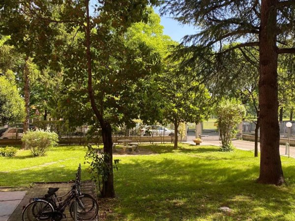 appartamento in vendita a Bologna in zona Reno
