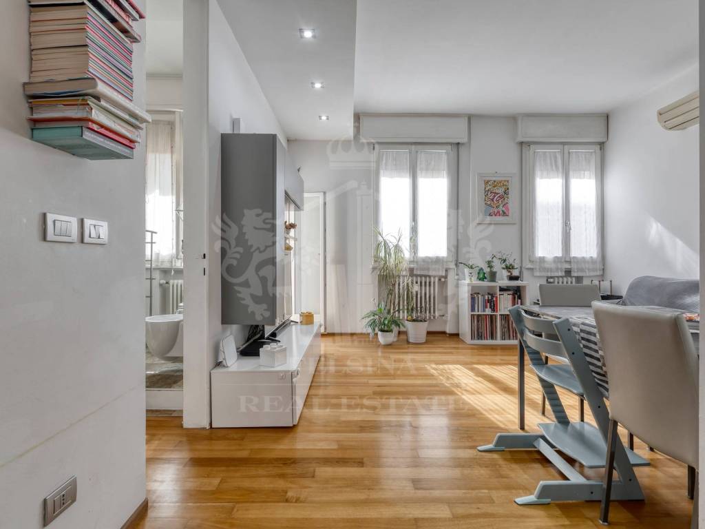 appartamento in vendita a Bologna in zona Saffi