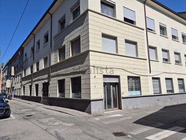 appartamento in vendita a Bologna in zona Santo Stefano