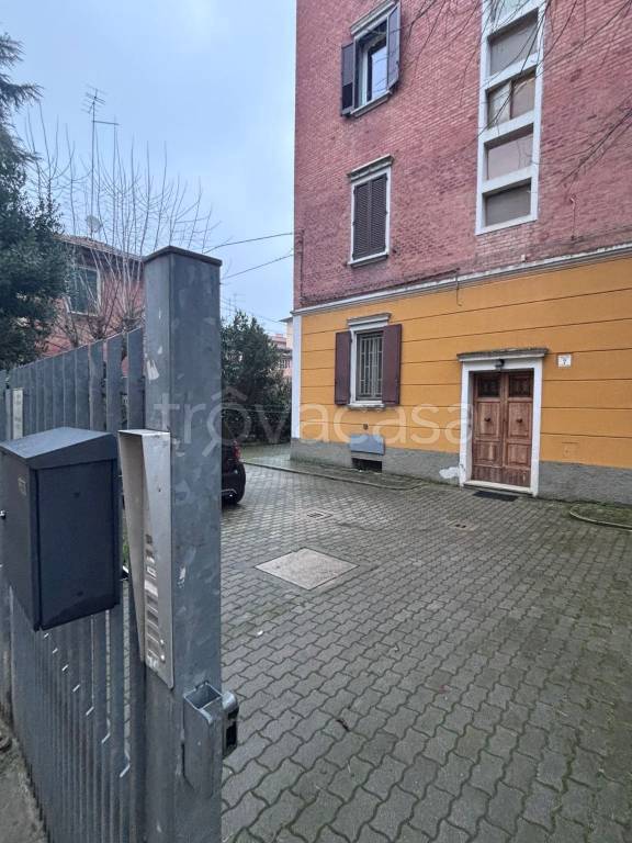 appartamento in vendita a Bologna in zona Santa Viola