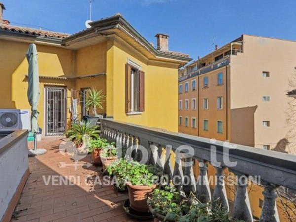 appartamento in vendita a Bologna in zona Centro Storico