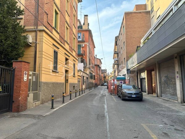 appartamento in vendita a Bologna in zona Santo Stefano