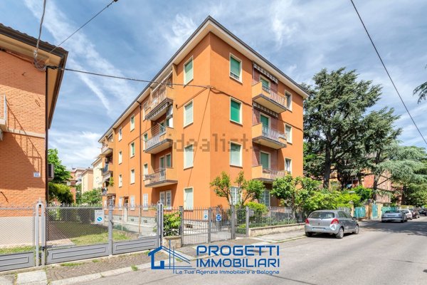 appartamento in vendita a Bologna in zona Savena