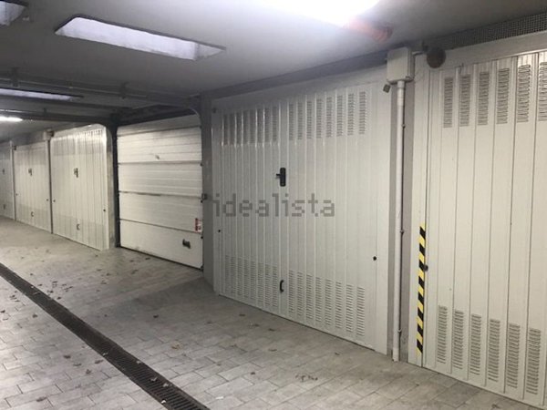 ufficio in vendita a Bologna in zona San Vitale