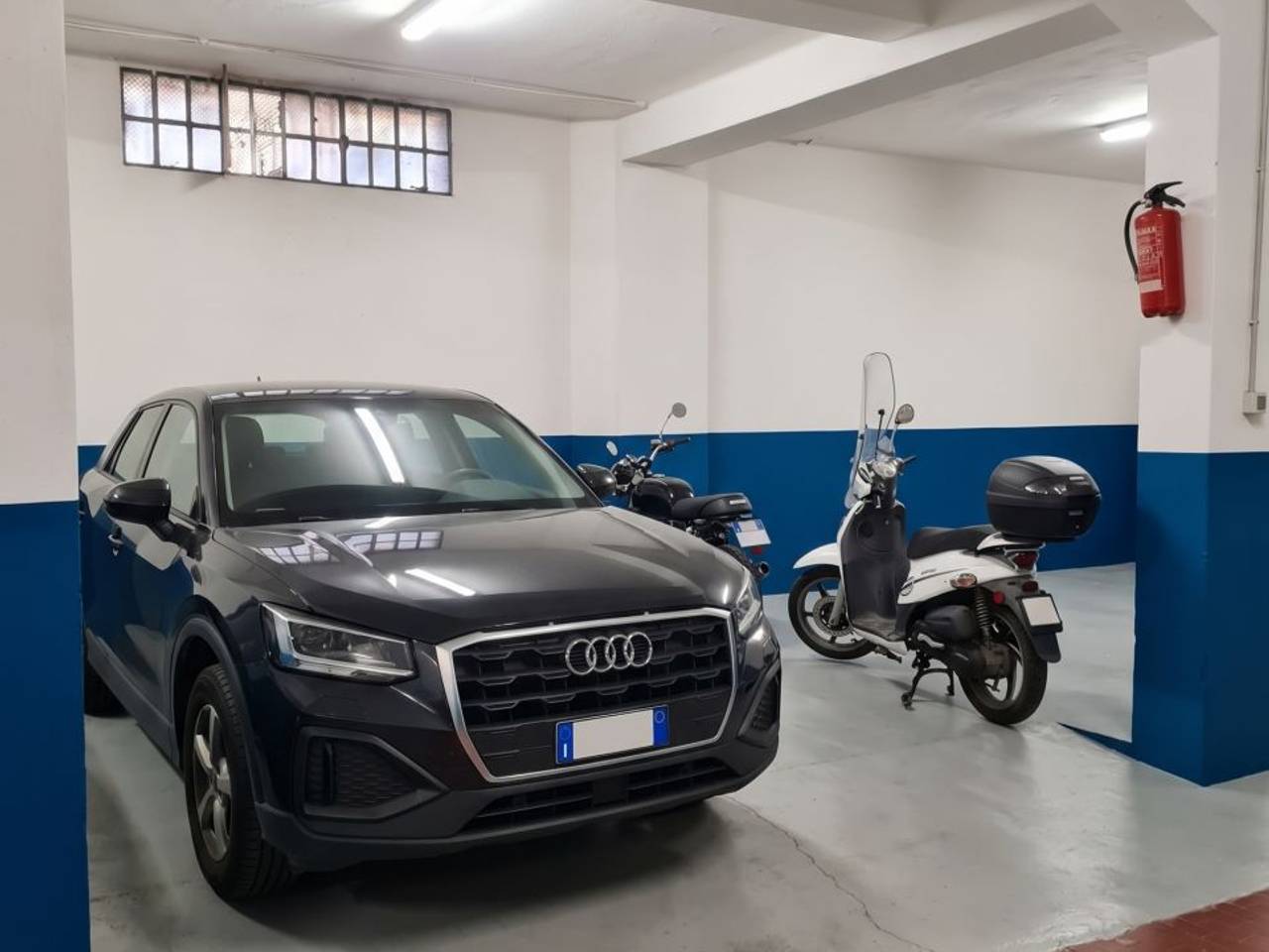 negozio in vendita a Bologna in zona San Vitale