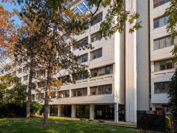 appartamento in vendita a Bologna in zona Saragozza