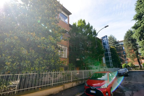 appartamento in vendita a Bologna in zona Savena