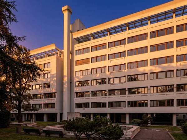 appartamento in vendita a Bologna in zona Saragozza