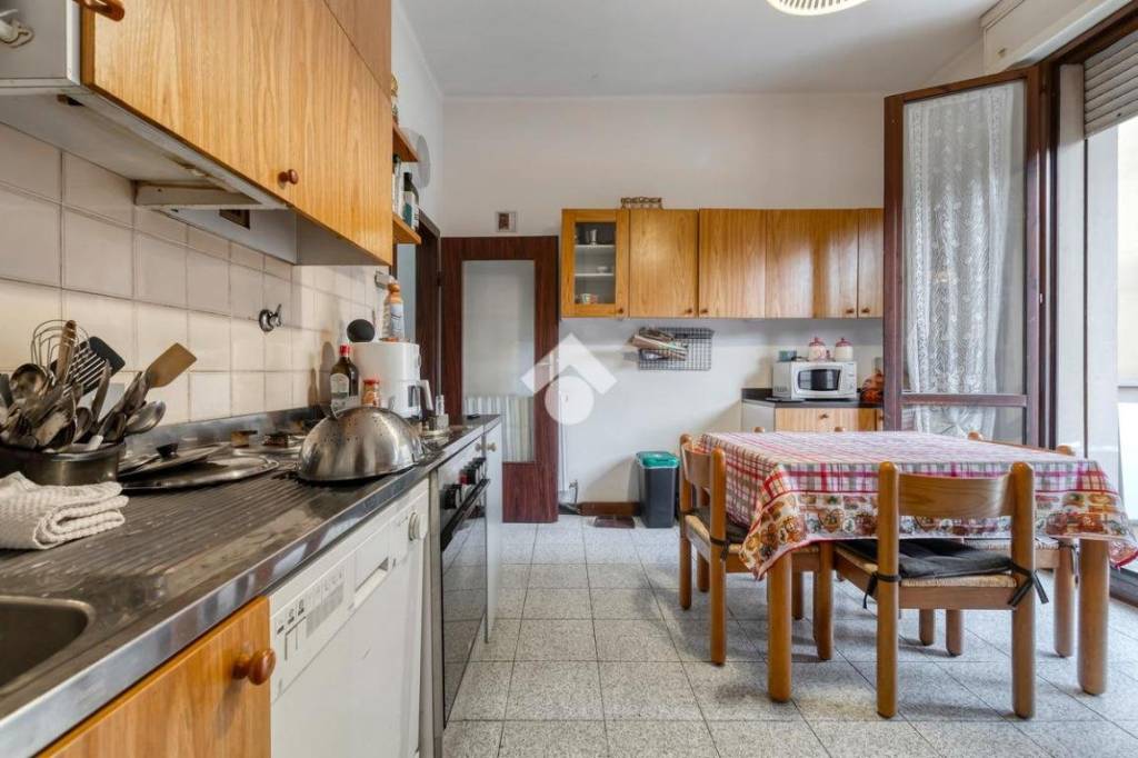 appartamento in vendita a Bologna in zona Quartiere Porto