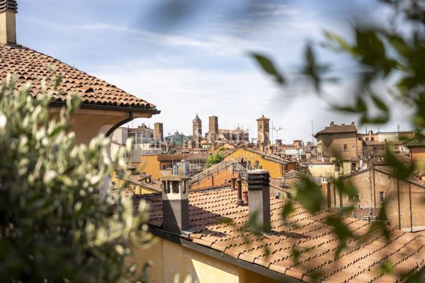 appartamento in vendita a Bologna in zona San Vitale