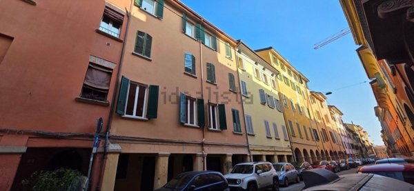 appartamento in vendita a Bologna in zona Santo Stefano