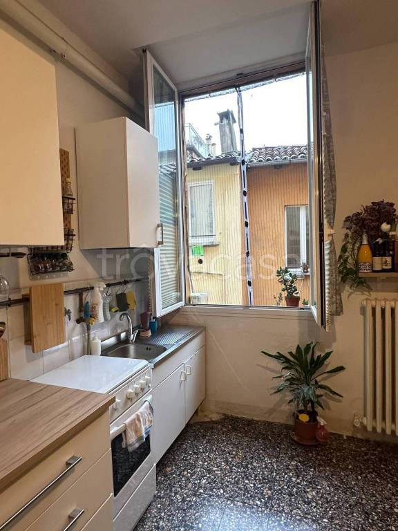 appartamento in vendita a Bologna in zona Santo Stefano