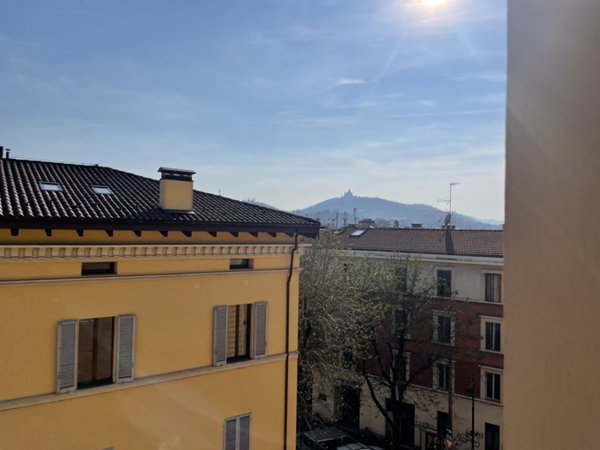appartamento in vendita a Bologna in zona Andrea Costa