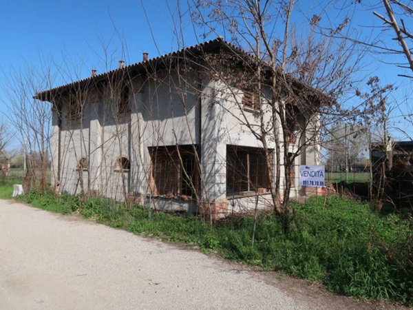 casa indipendente in vendita a Bologna in zona San Nicolò Di Villola