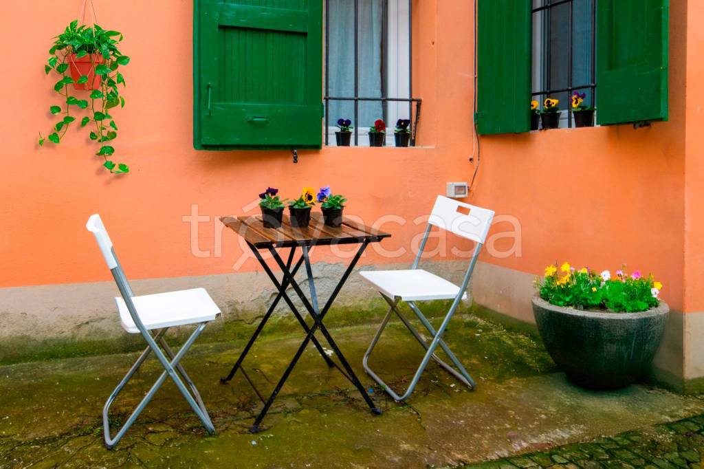 appartamento in vendita a Bologna in zona Santo Stefano