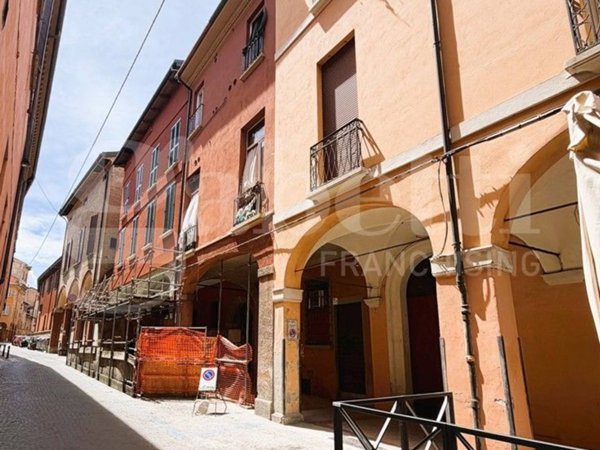 appartamento in vendita a Bologna in zona Centro Storico