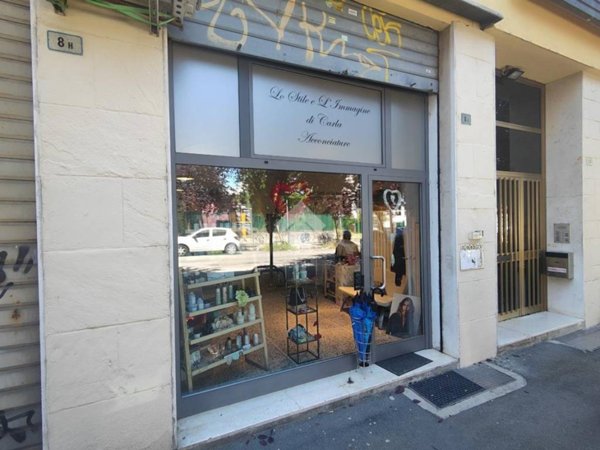 negozio in vendita a Bologna in zona Pilastro