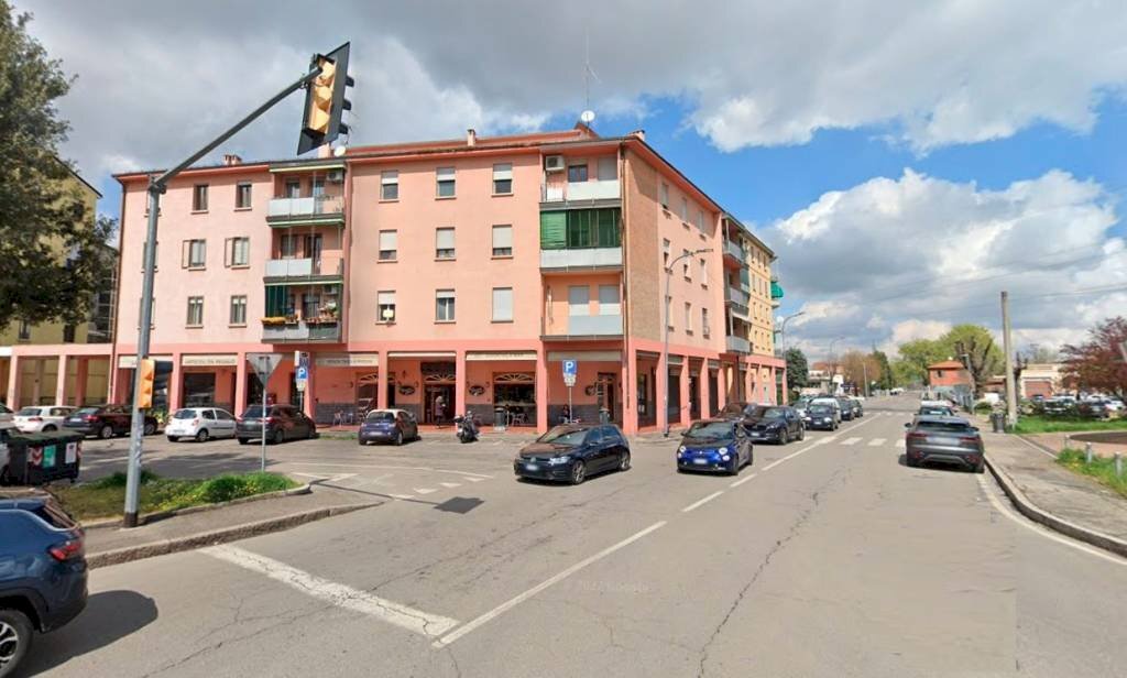 ufficio in vendita a Bologna in zona San Vitale