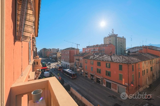 appartamento in vendita a Bologna in zona Santa Viola