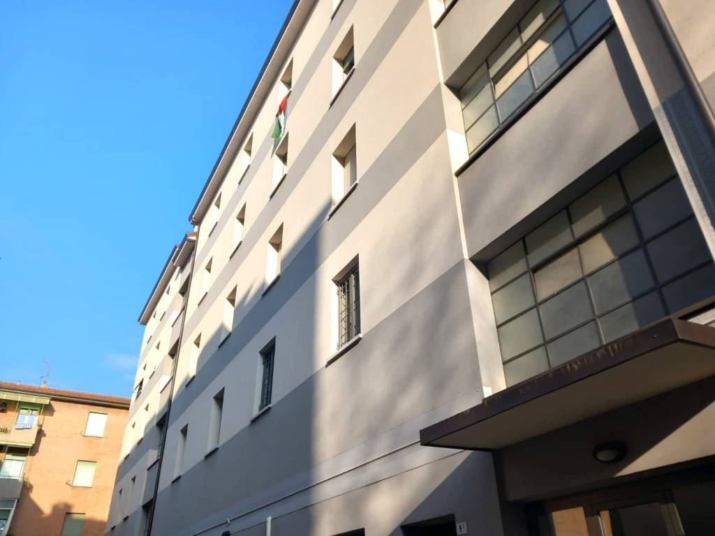 appartamento in vendita a Bologna in zona Saffi