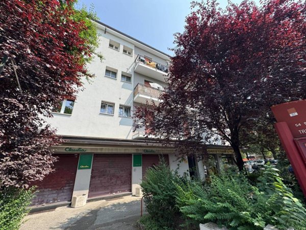 locale di sgombero in vendita a Bologna in zona Aeroporto
