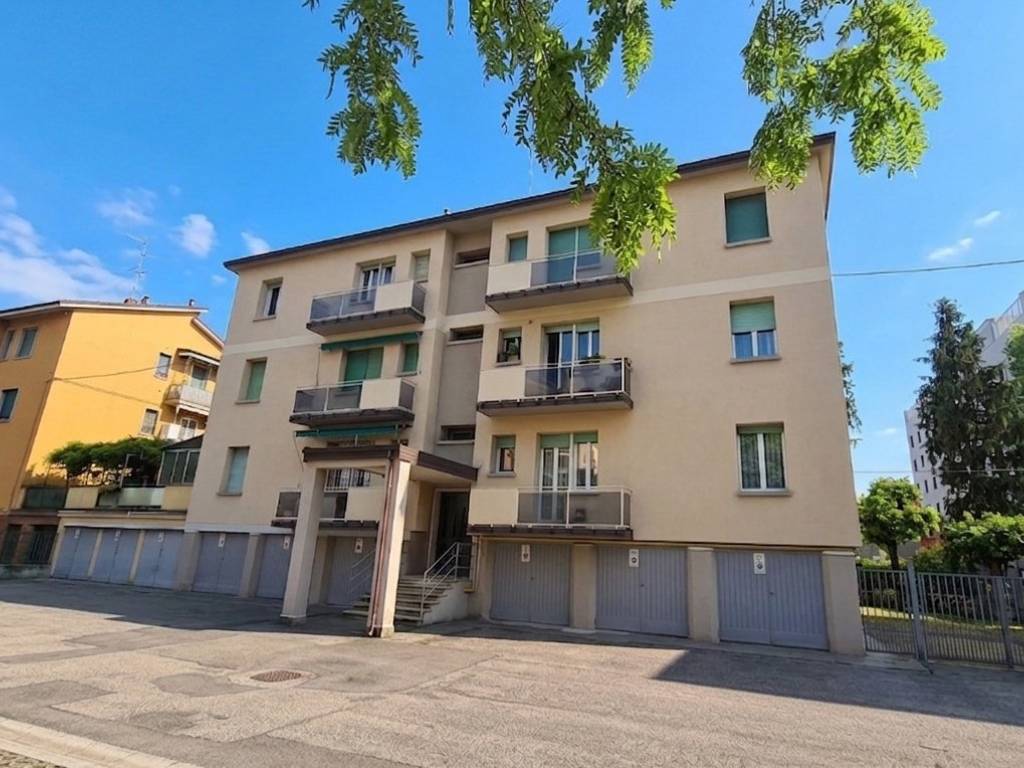 appartamento in vendita a Bologna in zona Borgo Panigale