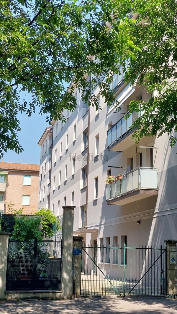 appartamento in vendita a Bologna in zona Saffi