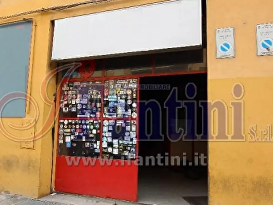 negozio in vendita a Bologna in zona Reno