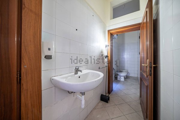 ufficio in vendita a Bologna in zona Quartiere Porto