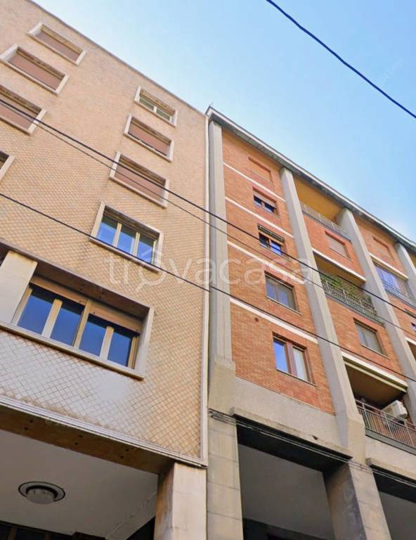 appartamento in vendita a Bologna in zona Quartiere Porto