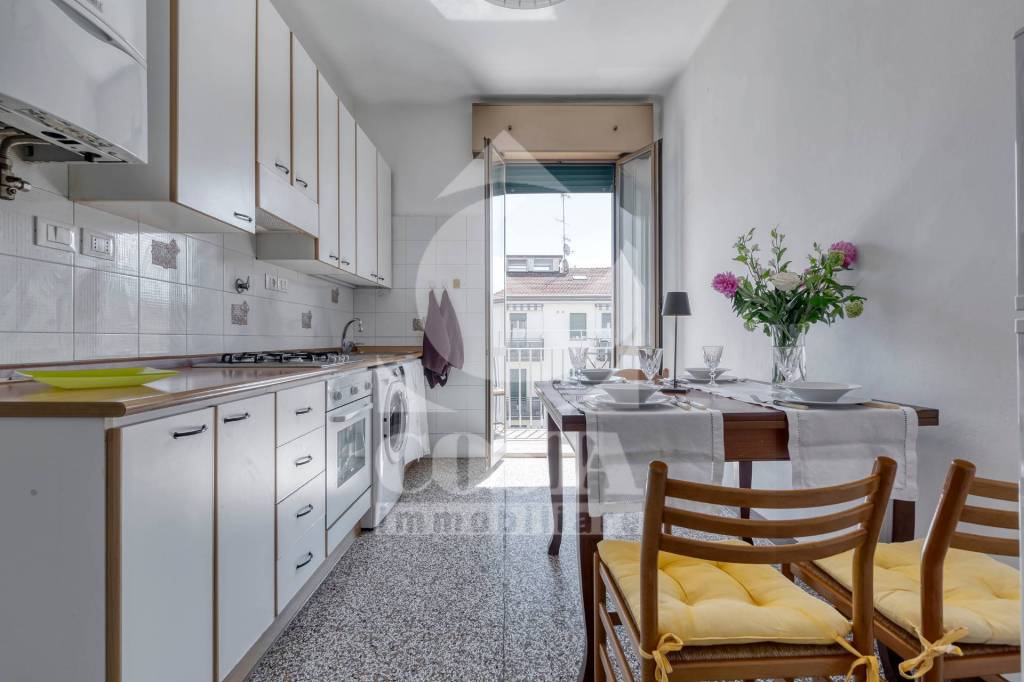 appartamento in vendita a Bologna in zona Saffi
