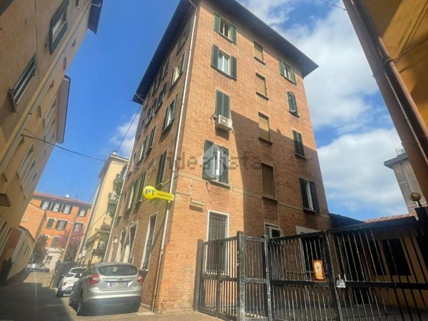 ufficio in vendita a Bologna