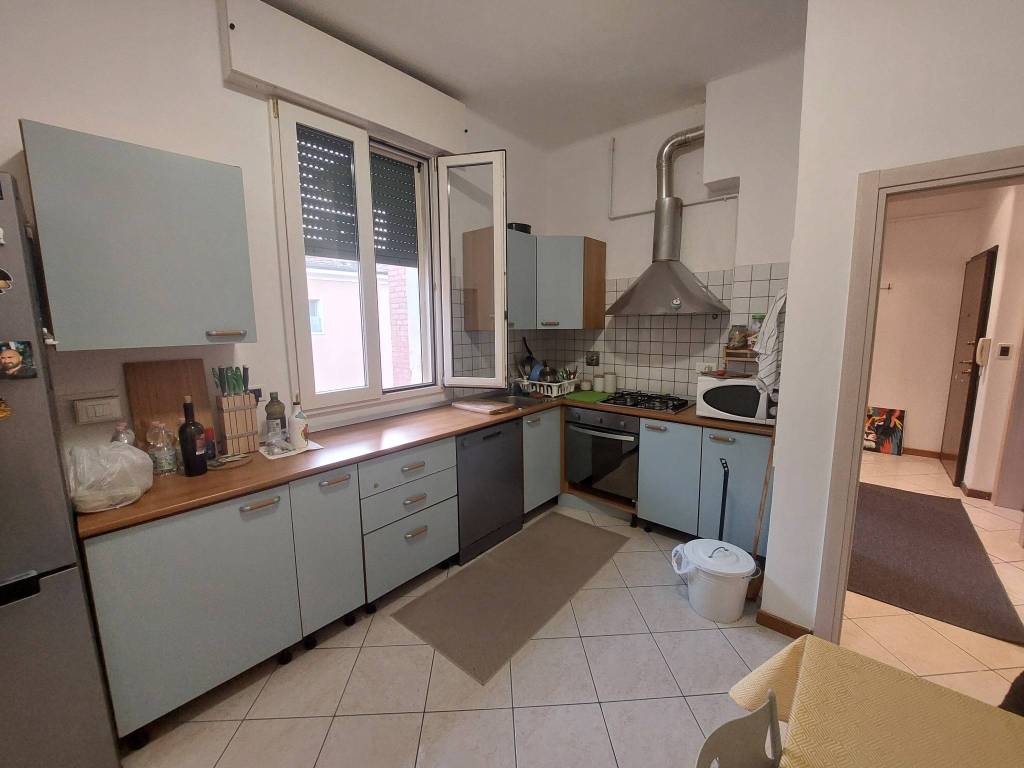 appartamento in vendita a Bologna in zona Saragozza