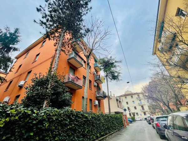 appartamento in vendita a Bologna in zona Santa Viola