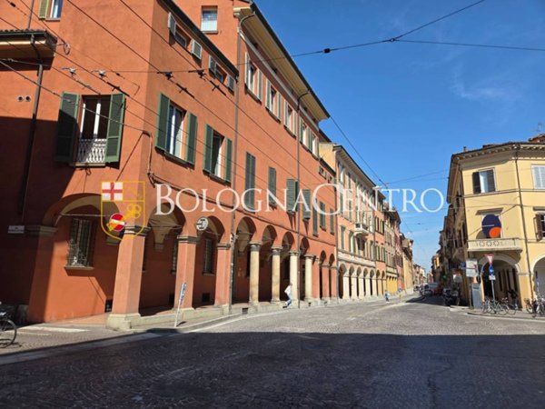 appartamento in vendita a Bologna in zona Santo Stefano